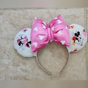 Disney Pink Minnie Mouse Heart Bow Headband